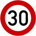 Tempo 30 ist nur der Anfang: Autofahrer sind keine Mörder.
